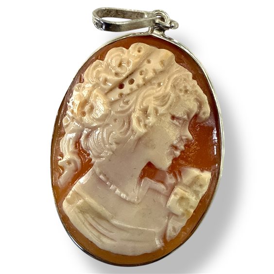 Pendente Mandile 1922 Donna Cammei  in Argento Conchiglia 2MCICM149 - 2MCICM149